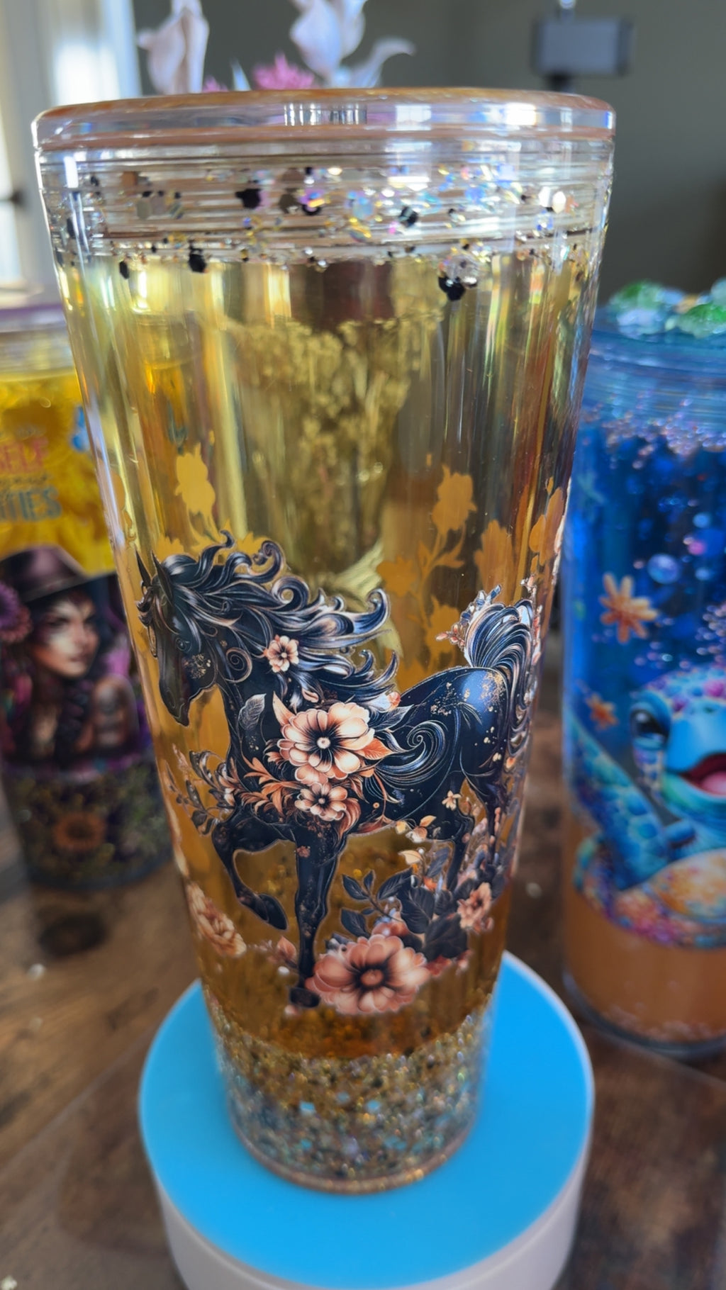 Black Floral Horse Gold Glitter Tumbler with Decorative Lid