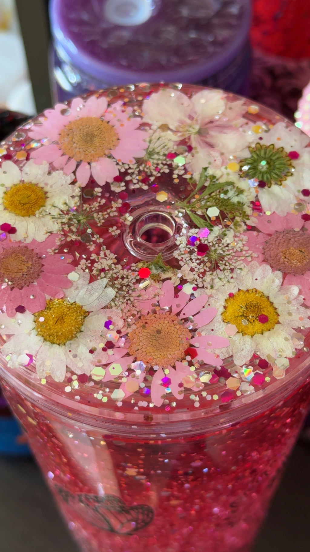 Flowers & Butterflies 24oz Waterfall Glitter Acrylic Tumbler with Real Pressed Flower Lid