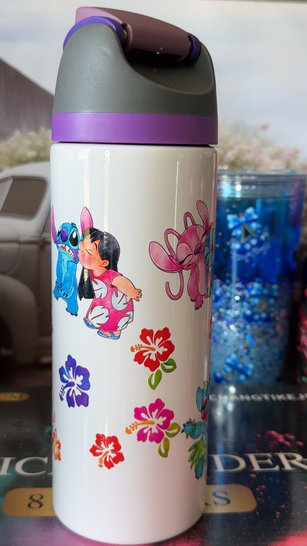 Blue & Pink Alien Friends Hawaiian Hibiscus 24oz Sport Tumbler